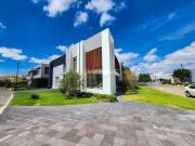 EXCELENTE CASA EN VENTA EN EL CAMPANARIO QUERÉTARO