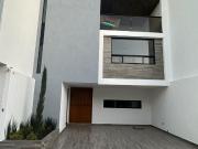¡Excelente casa en VENTA en Fraccionamiento CIMERA!