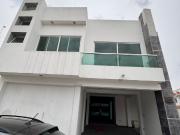 Excelente casa en venta en los arcos