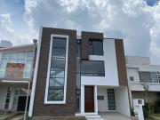 Excelente Casa en Venta en Residencial Los Angeles