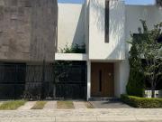 EXCELENTE CASA EN VENTA EN RESIDENCIAL QUETZALCOATL A UN...