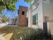 Excelente casa en venta en San Alberto