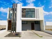 Excelente Casa en Venta en Santa Fe Juriquilla, Quer?taro