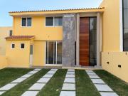 Excelente casa en venta nueva! En Club Residencial...