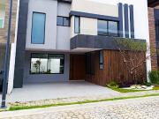 Excelente casa en venta, Parque Guanajuato, Lomas...