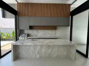 Excelente casa no Condominio Alphaville | Aqui na Rosa e...