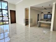 Excelente casa no condomínio Ibiti Reserva