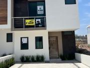 Excelente casa NUEVA en CAÑADAS DEL BOSQUE Tres Marías