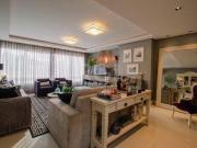 Excelente Casa para Comprar com 3 Suítes no Bairro...