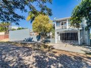 Excelente Casa para locação com 3 dormitórios sendo um...