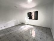 Excelente casa para locação na saúde 2 dormitórios