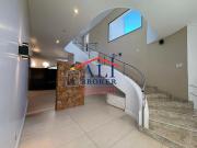 EXCELENTE CASA PARA RECICLAR