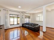 Agradável casa para venda em Jardim Santo Amaro com 4...