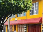 Excelente casa producto Unidad Aragón 525, no es comprar...