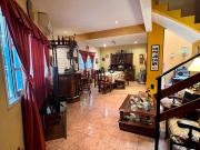 EXCELENTE CASA SOBRE LOTE PROPIO EN OCHAVA TERRENO