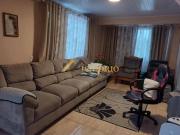 EXCELENTE CASA!SUÍTE,HIDRO,SOBRADO NOS FUNDOS,AMPLO TERRENO