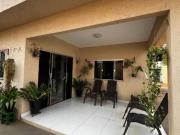 Excelente casa térrea com 02 kitnetes nos fundos!