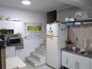 Excelente casa térrea com edícula, com 4 dormitórios à...