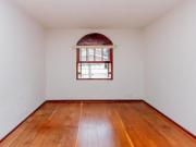 Confortável casa tipo para venda em Morumbi com 4...