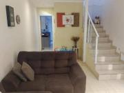 Excelente casa tipo sobrado, 2 quartos, close, varanda e...