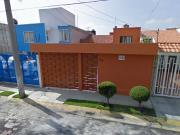 EXCELENTE CASA UBICADA EN ALAMO PLATEADO 510, LOS... EXCELENTE CASA UBICADA EN ALAMO PLATEADO 510, LOS...