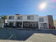 EXCELENTE CASA USADA