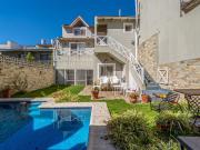 EXCELENTE CASA VENTA 6 AMBIENTES 2 COCHERAS PATIO JARDIN...