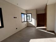 Excelente Casa Venta en Venta Barrio Aguaribay