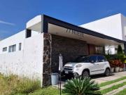 EXCELENTE CASA VENTA UNA PLANTA, FRACC. LA RIOJA AV.... EXCELENTE CASA VENTA UNA PLANTA, FRACC. LA RIOJA AV....