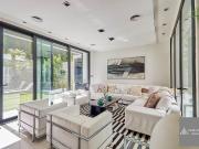 Excelente Casa Zona de Embajadas Gorostiaga y Malasia