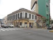 EXCELENTE CASONA REPUBLICANA ESQUINA JR. WASHINGTON CON...