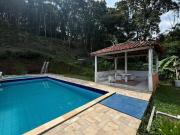 EXCELENTE CHÁCARA COM PISCINA E LAGO COD: 5569 F: 11...