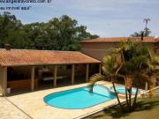 Excelente Chácara em Condomínio bem localizado, com 3...