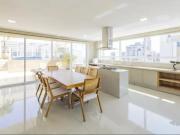 Excelente cobertura duplex com piscina privativa no Marista