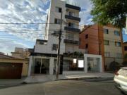 EXCELENTE COBERTURA EM PREDIO INDIVIDUAL COM ELEVADOR NO...