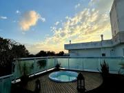 Excelente Cobertura Mobiliada com Jacuzzi a 300m da...
