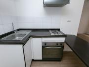 EXCELENTE CONECTIVIDAD, METRO LAS REJAS L1, PISO 3