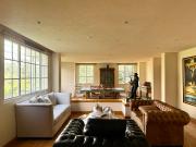 EXCELENTE DEPA DENTRO DE LOMAS COUNTRY