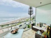 Excelente departamento con vista al mar en Chorrillos