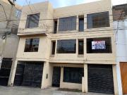 Venta de Departamento 2do piso en Los Olivos! 4...