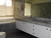 EXCELENTE DPTO EN GOLF LOS INCAS CON LINDA VISTA