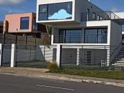 Excelente en Venta Casa Mediterranea Concón 4...