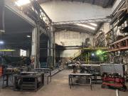 Excelente establecimiento Industrial de 785 m2 s/ una...