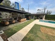 Excelente imóvel alto padrão com 600m² 04 suítes 03...