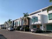 EXCELENTE INVERSION CASA AMPLIA LA ANTIGUA CEMENTERA