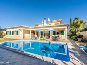 Moradia com 4 Quartos + 3 Apartamentos Independentes com...