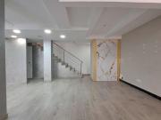 Excelente local comercial en alquiler en zona céntrica y...