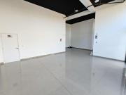 Excelente Local Comercial en primer piso en el Centro...