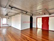 #EXCELENTE LOCALIZAÇÃO ACESSO DE PEDESTRE PARA RUA...