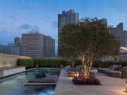 EXCELENTE LOCALIZAÇÃO + REQUINTE + VARANDA C/ CHURRASQUEIRA